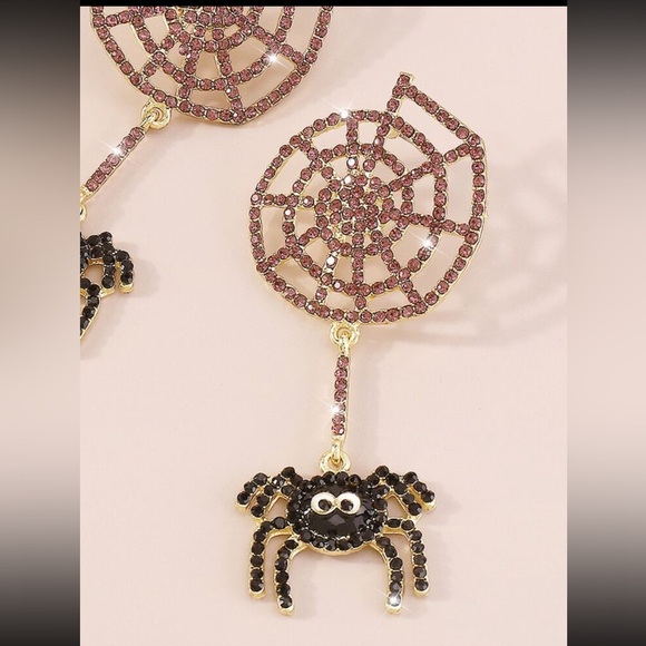 Spider Halloween Earrings - Picture 2 of 4